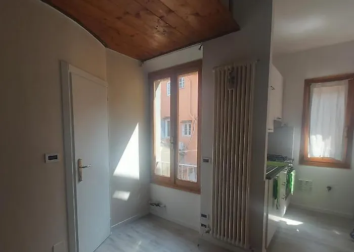 Casa Generoso * بولونيا